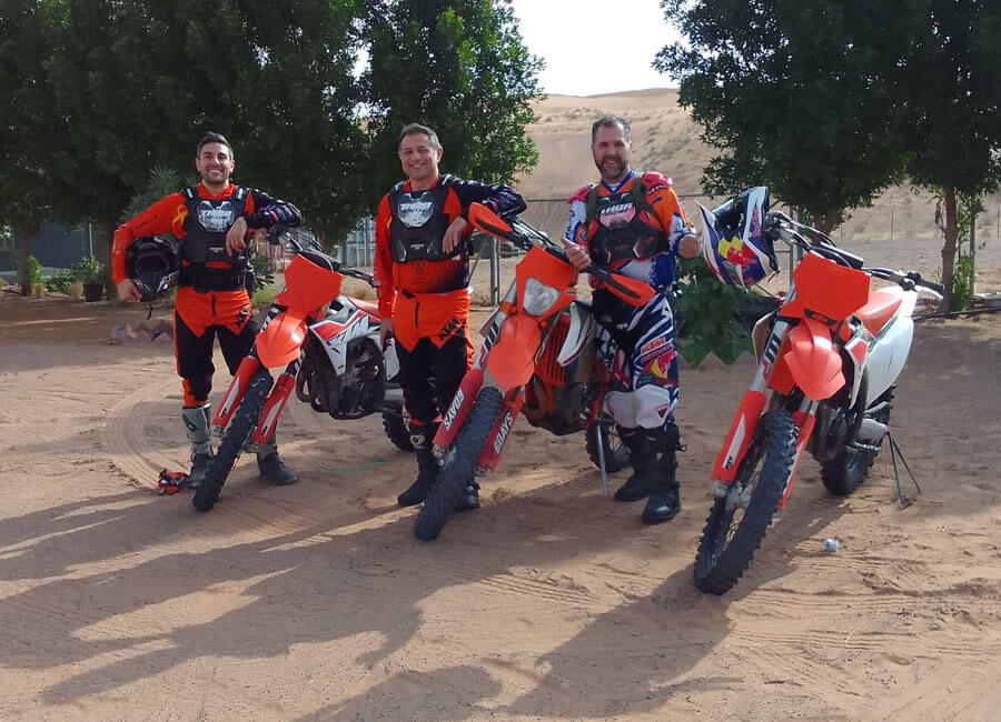11-motocross-dirt-bike-dubai-desert-sand-biking-adventures-uae