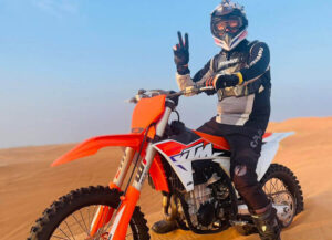 4-contact-enduro-bike-adventure-in-dubai